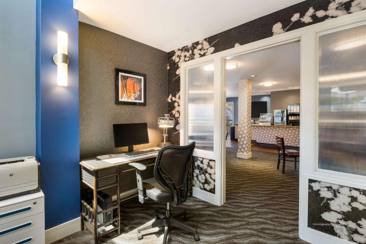 Surestay Plus Hotel By Best Western Mountain View Εξωτερικό φωτογραφία